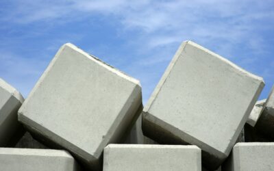 Obciążenia betonowe w reklamie – stabilność konstrukcji